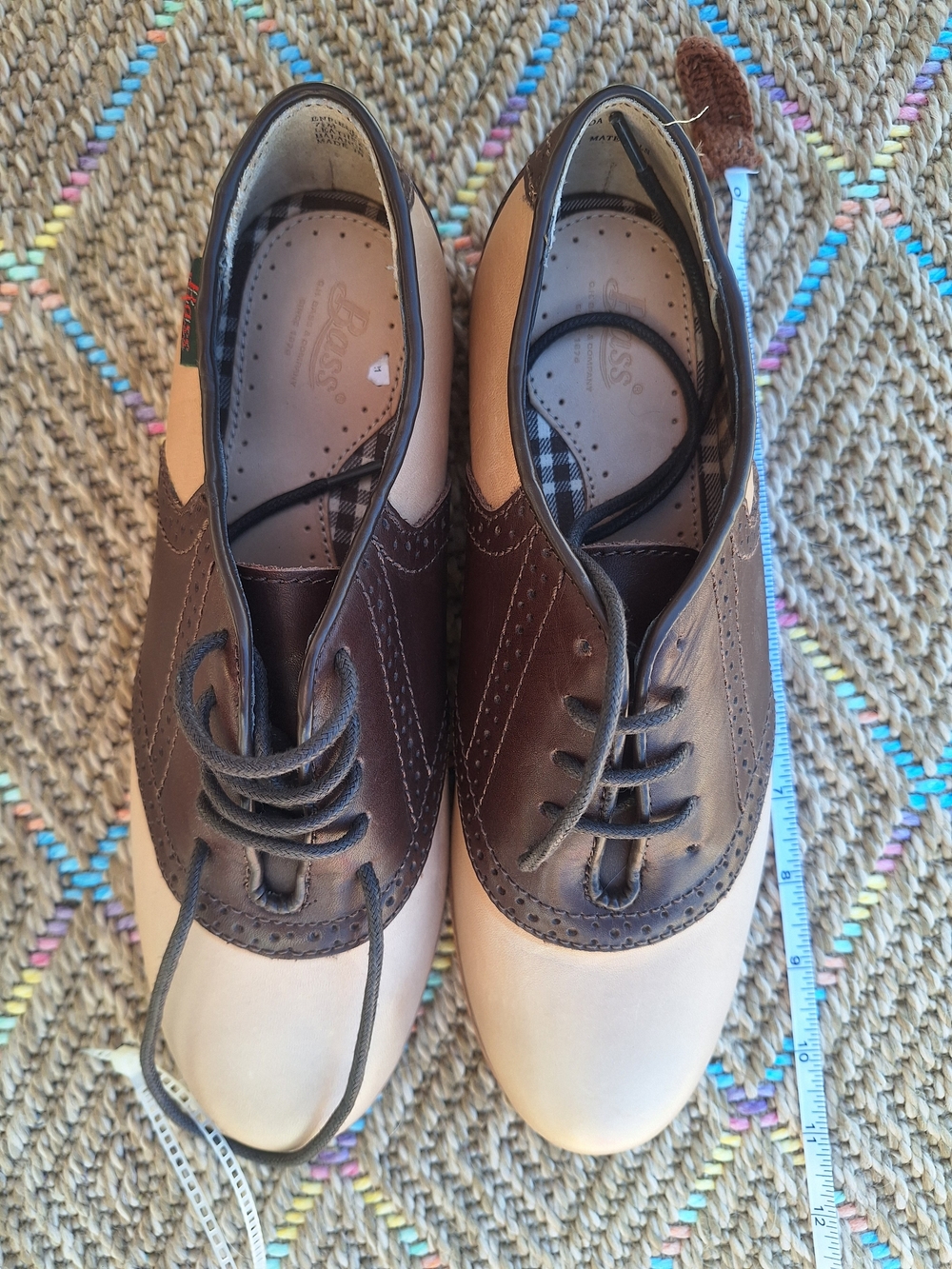NEVER WORN VINTAGE BASS Women's Saddle SHOE BEIGE AND BROWN  Casual Shoe